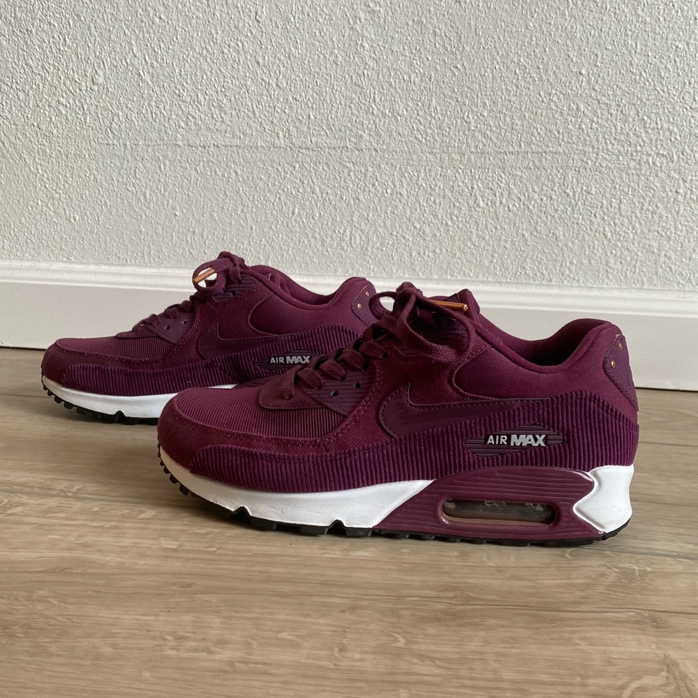 Almost-new Nike AirMax Wmns Sz 7